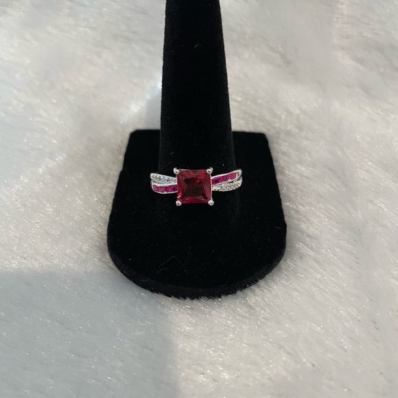 Jewelry - Women’s red and white Moissanite ring size 8.5 925 sterling silver pendant
